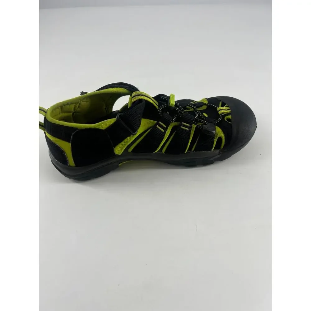 Keen Newport H2 Sandals Kids Size 5 Black Green Slip On Outdoors Hiking Sport